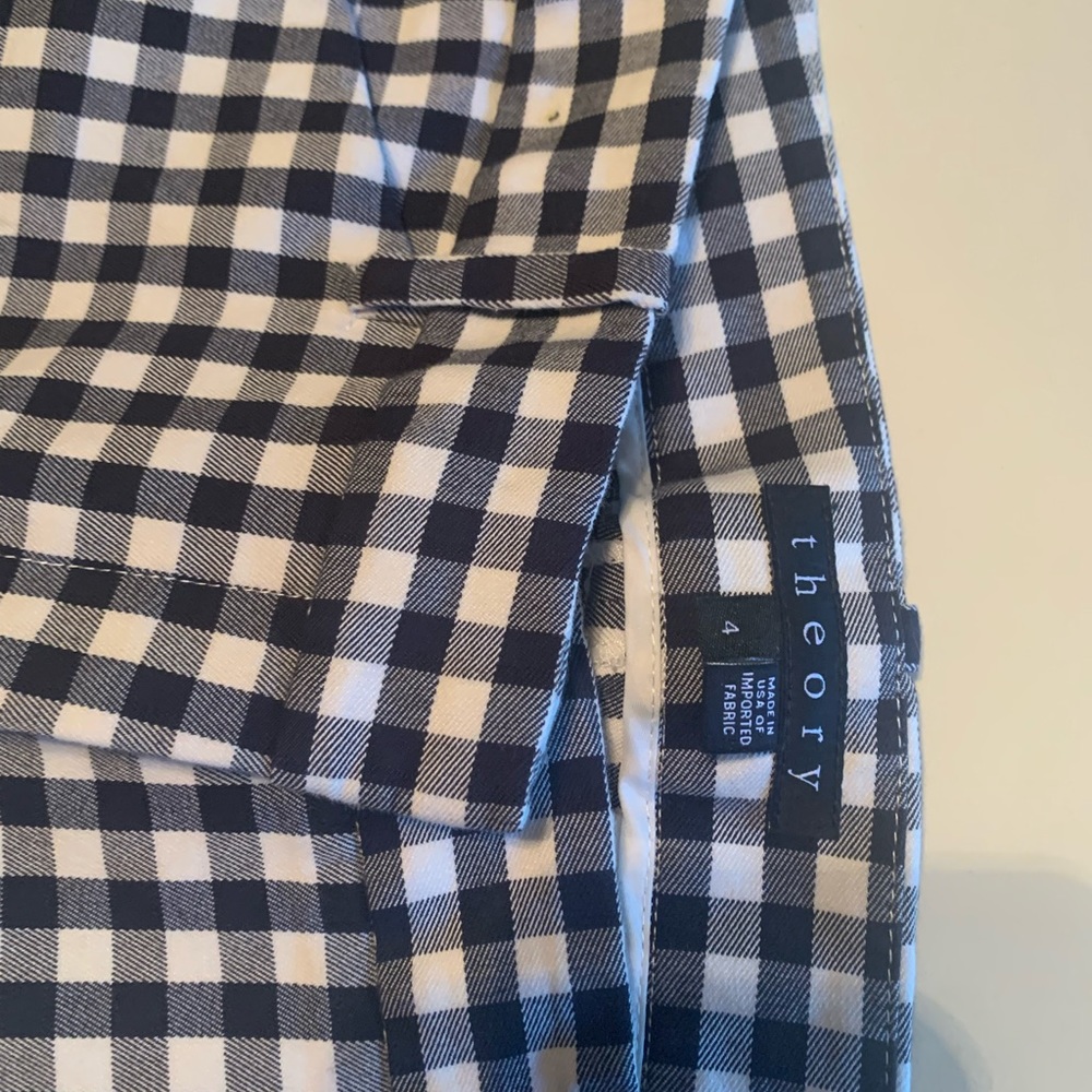 Theory ankle length check pants size 4